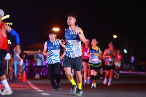 BIB: 9877
                            <button type="button" onclick="openModal(22965073)" class="btn btn-primary btn-sm float-right btn-popup" data-toggle="modal" data-target=".modal-high-quality">
                        <i class="fas fa-shopping-cart"></i> Add to Cart
                    </button>
                                            <button type="button" onclick="isThisMe(22965073, true)" class="btn btn-success btn-sm float-right btn-popup btn-isme hidden" data-toggle="tooltip" data-placement="bottom" title="นี่คือรูปของคุณใช่ไหม คลิกที่นี่เพื่อเอาเข้าอัลบั้ม">
                        <i class="fas fa-plus"></i> Add to album
                    </button>
                    <button type="button" onclick="isThisMe(22965073, false)" class="btn btn-warning btn-sm float-right btn-popup btn-isnotme hidden">
                        <i class="fas fa-ban"></i> Remove from album
                    </button>